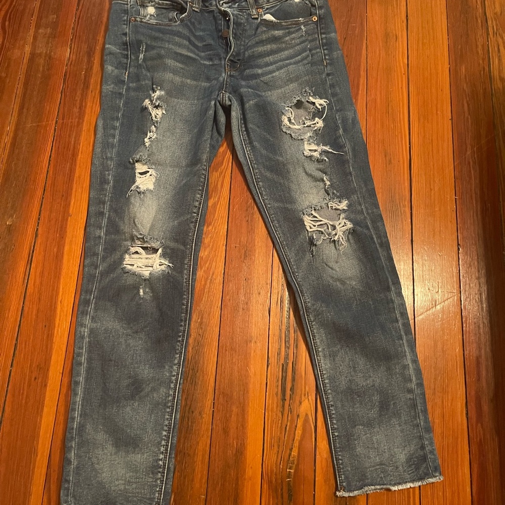 American Eagle Outfitters Distressed Blue Ankle Jeans